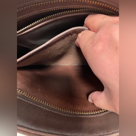 VINTAGE COACH TRIBECA SHOULDER BAG IN MAHOGANY - Picture 12 of 16